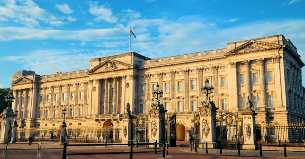 Buckingham Palace - 1 Week London Itinerary