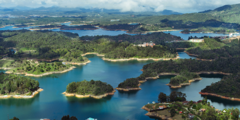El Penol Rock and Guatape - Colombia Travel Itinerary 10 days
